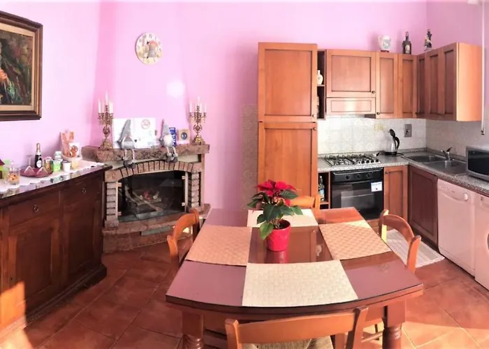 Couette-café La Lanterna Di Lida E Beppe 4*