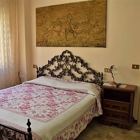 La Lanterna Di Lida E Beppe 4* Pisa