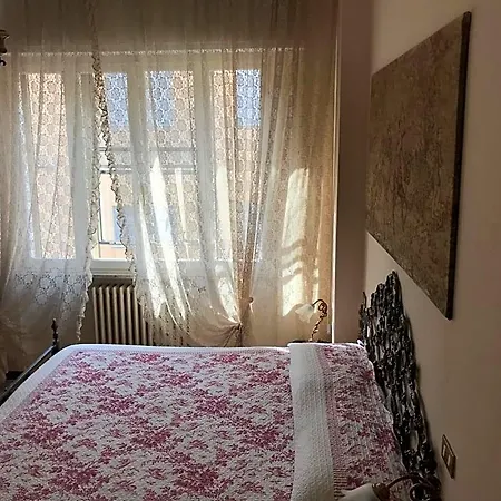 Bed & Breakfast La Lanterna Di Lida E Beppe Pisa