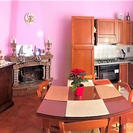 Bed & Breakfast La Lanterna Di Lida E Beppe 4*