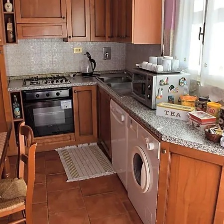 La Lanterna Di Lida E Beppe Bed & Breakfast 4*