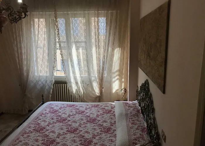 Oda ve Kahvaltı La Lanterna Di Lida E Beppe