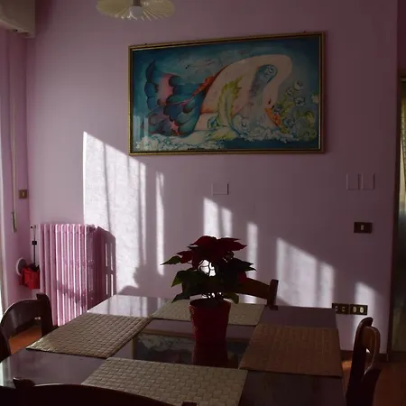 ベッド・アンド・ブレックファスト La Lanterna Di Lida E Beppe ピサ